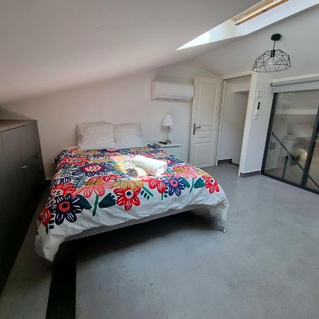 Les Demeures De Castellane Apartment Марсилия Екстериор снимка